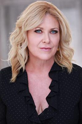 Official profile picture of Kim Chase