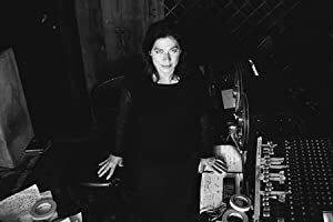 Official profile picture of Kim Deal
