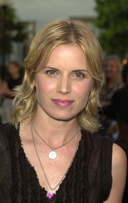 Official profile picture of Kim Dickens