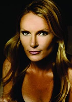Official profile picture of Kimberly Evan