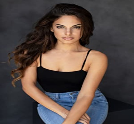 Official profile picture of Kylie Shea