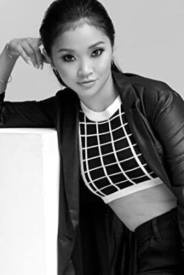 Official profile picture of Lana Condor