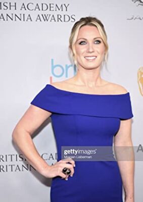 Official profile picture of Lara Clear