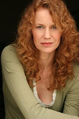 Official profile picture of Laura Cayouette