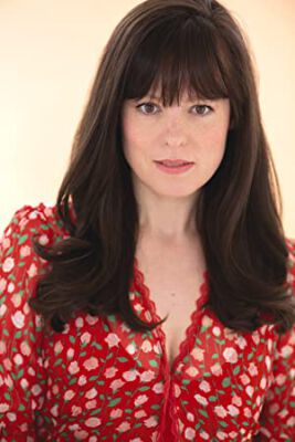 Official profile picture of Laura June Weissinger