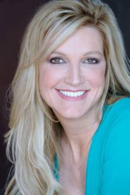 Official profile picture of Laura Lee