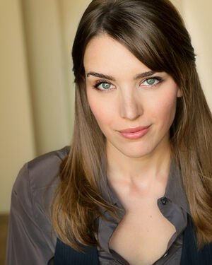Official profile picture of Laura Parker