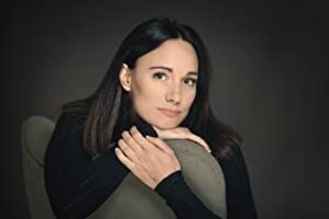 Official profile picture of Lauren Harris