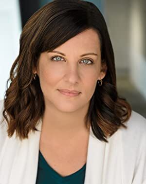Official profile picture of Lauren O'Quinn
