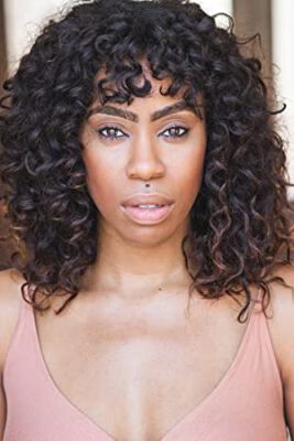 Official profile picture of Lauren Shaye