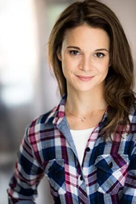 Official profile picture of Lauren Valentine