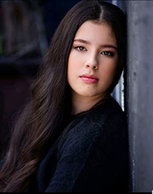 Official profile picture of Lea Hoestlandt