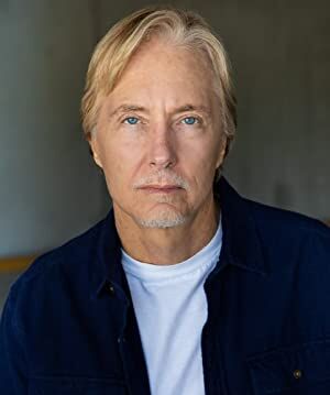 Official profile picture of Lee Perkins