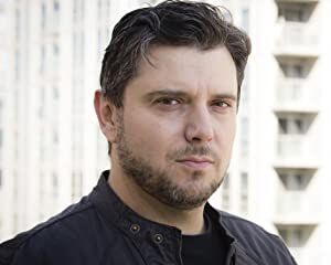 Official profile picture of Leo Vernik