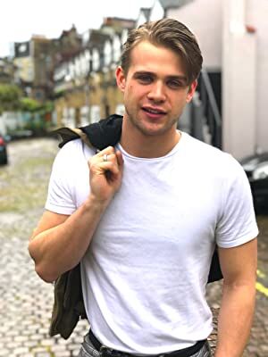 Official profile picture of Leo Woodall