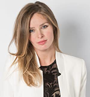 Official profile picture of Leona Paraminski
