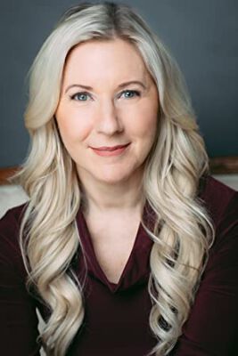 Official profile picture of Liana Shannon