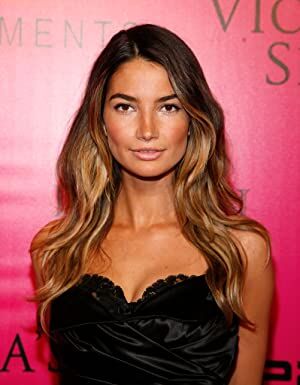 Official profile picture of Lily Aldridge