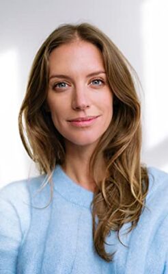 Official profile picture of Lizzie Phillips