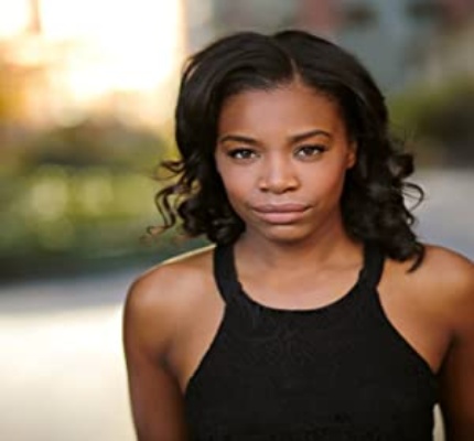 Official profile picture of Lizzy Brooks