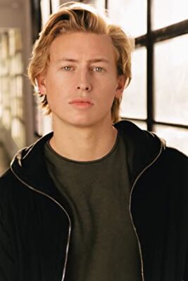 Official profile picture of Logan Coffey