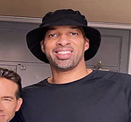 Official profile picture of Loren G. Woods