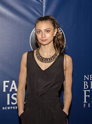 Official profile picture of Louisa Ward