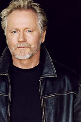 Official profile picture of Lowell Dean