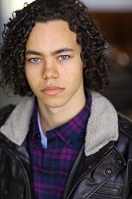 Official profile picture of Lucas Gilbert