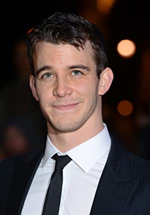 Official profile picture of Luke Thompson
