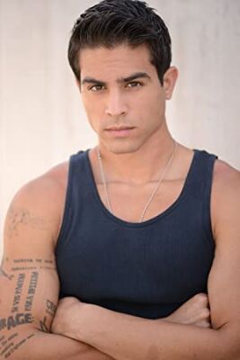 Official profile picture of Luke Valen