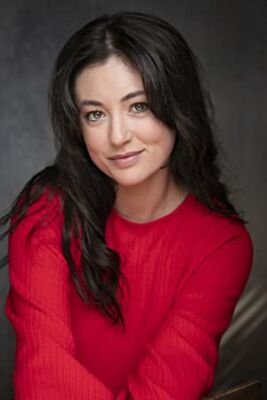 Official profile picture of Madeleine Adams