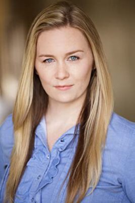 Official profile picture of Malorie Mackey