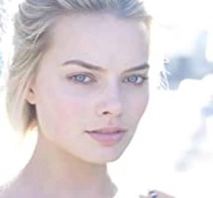 Official profile picture of Margot Robbie