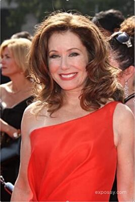 Official profile picture of Mary McDonnell
