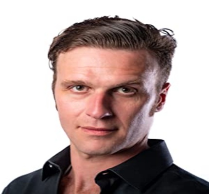 Official profile picture of Matthew Doman