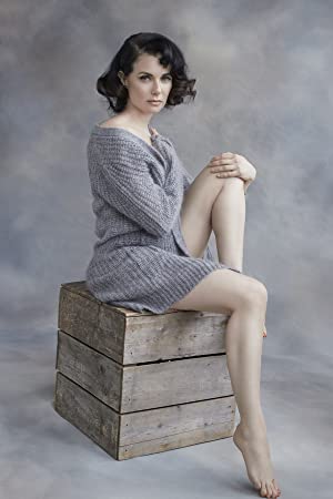 Official profile picture of Mia Kirshner