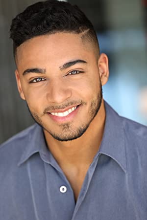 Official profile picture of Michael Evans Behling