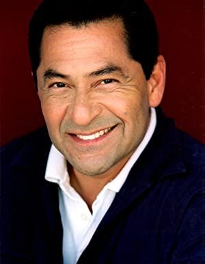 Official profile picture of Mike Gomez