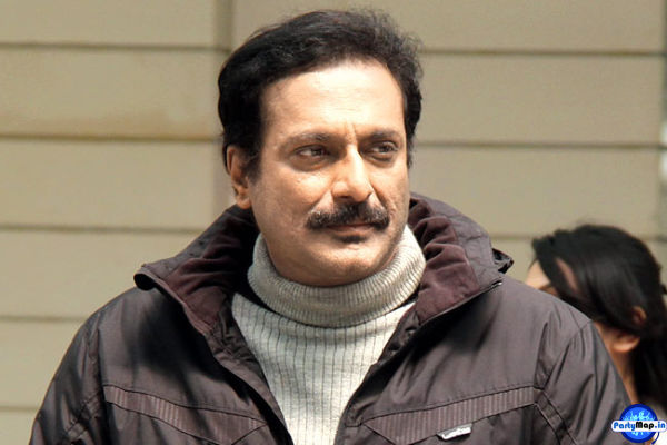 Photo of Milind Gunaji at an appearance