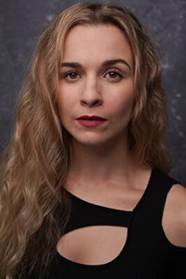 Official profile picture of Moli Hall