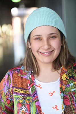 Official profile picture of Molly Bernfeld