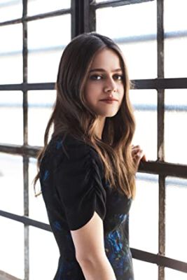 Official profile picture of Molly Gordon