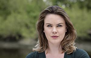 Official profile picture of Molly Hanson