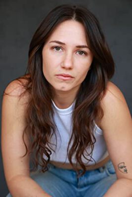Official profile picture of Molly Leach