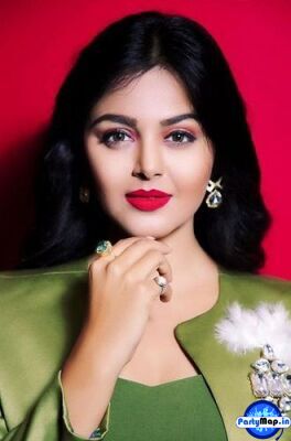 Photo of Monal Gajjar at an appearance