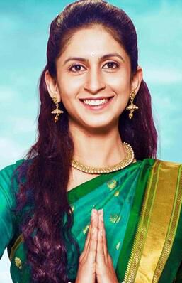 Official profile picture of Mrinmayee Godbole