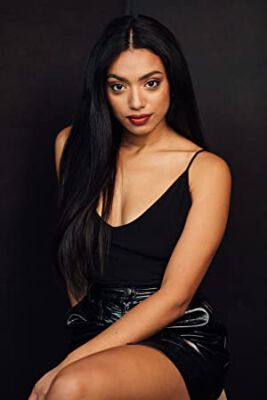 Official profile picture of Nadine Bhabha