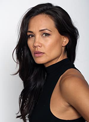 Official profile picture of Nadine Nicole