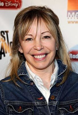 Official profile picture of Nancy Robertson